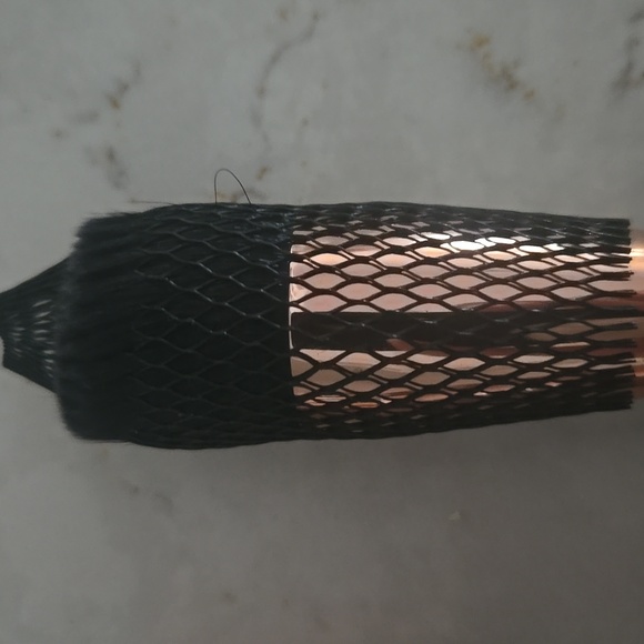 New Luminess Air brush foundation - Picture 2 of 2